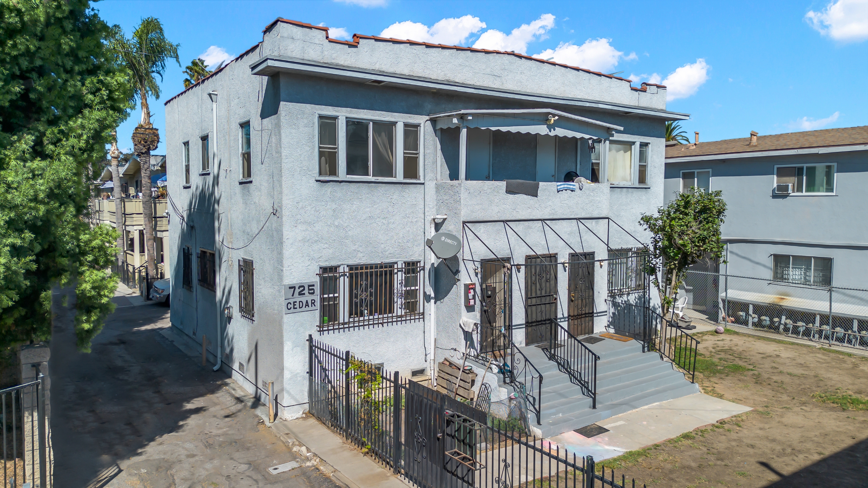 725 Cedar Avenue - D